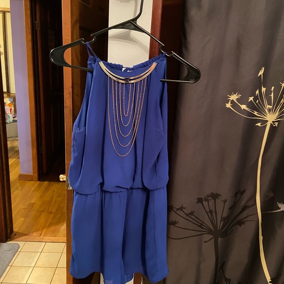 Woman’s bright blue romper with attached necklace - Picture 5 of 7